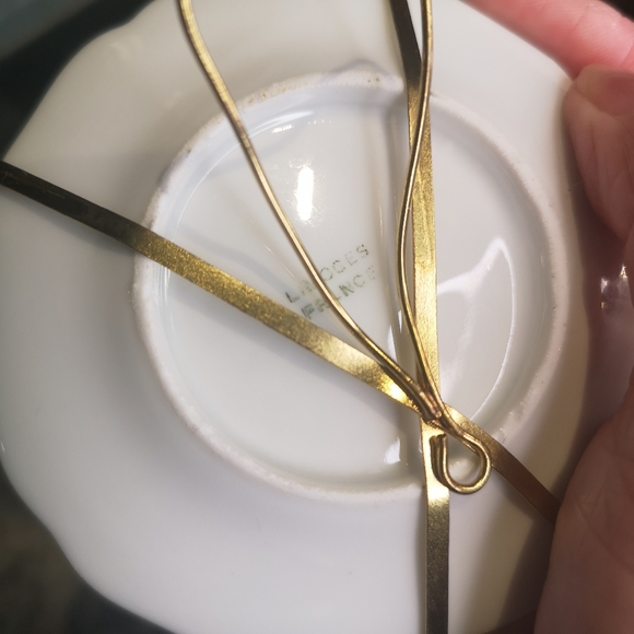 A Pair Of Vintage Limoges France 3.5" Plates With Metal stand/ Hanger, Gold Rim - Picture 9 of 11